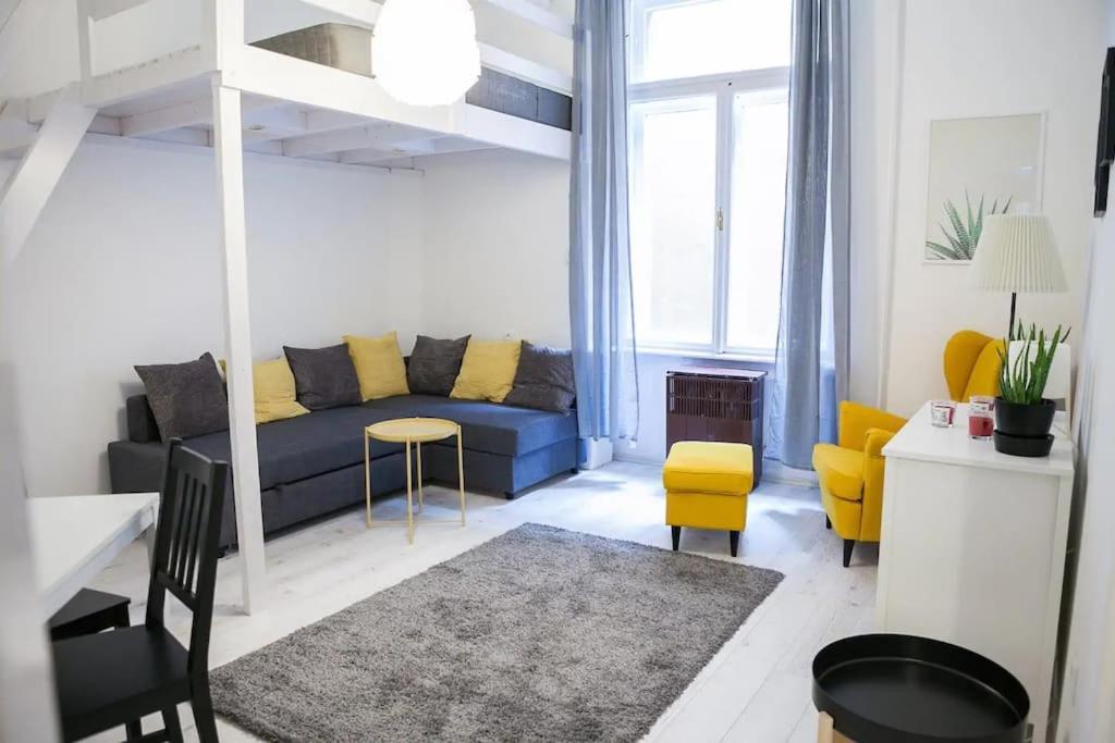Central 30M2 A/C Apartment, 3 Min From Ny Cafe 부다페스트 외부 사진